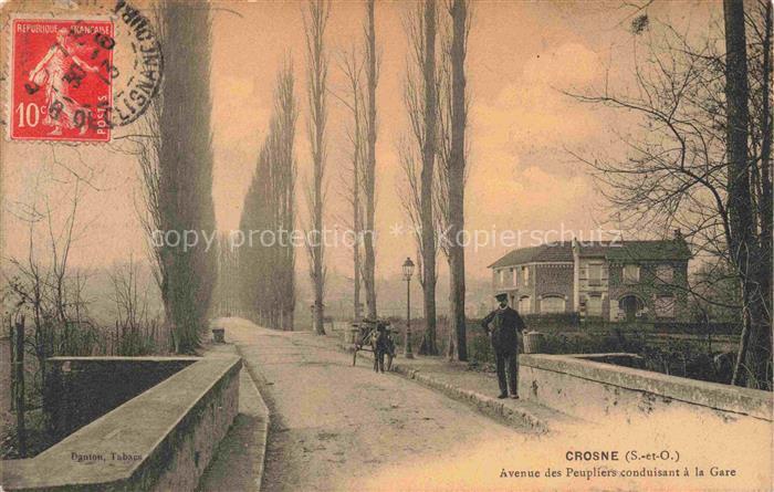 Crosne Crosnes Evry 91 Essonne Avenue des Peupliers conduisant à la gare