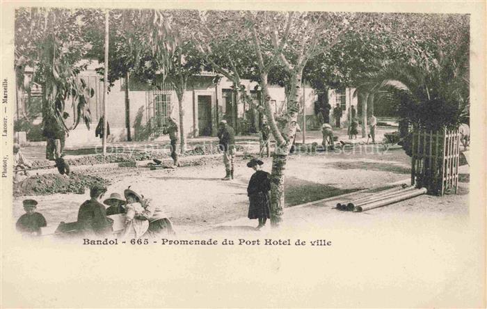 BANDOL-SUR-MER TOULON 83 Var Promenade du Port Hôtel de Ville