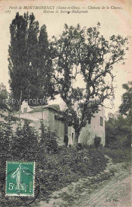 Foret de Montmorency 95 Val-d Oise Château de la Chasse Maison de Sainte-Radegon