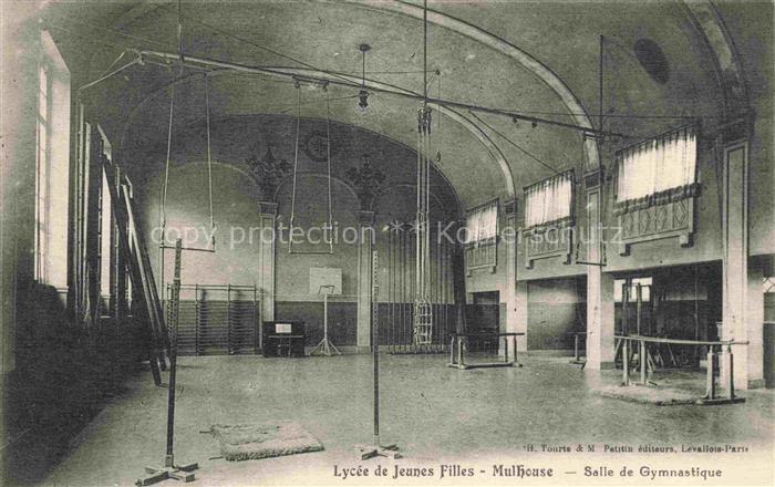 MULHOUSE Muehlhausen 68 Haut-Rhin Lycée des Jeunes Filles Salle de Gymnastique