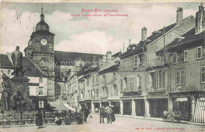 Saint-Die-des-Vosges 88 Vosges Place Jules Ferry et la Cathédrale