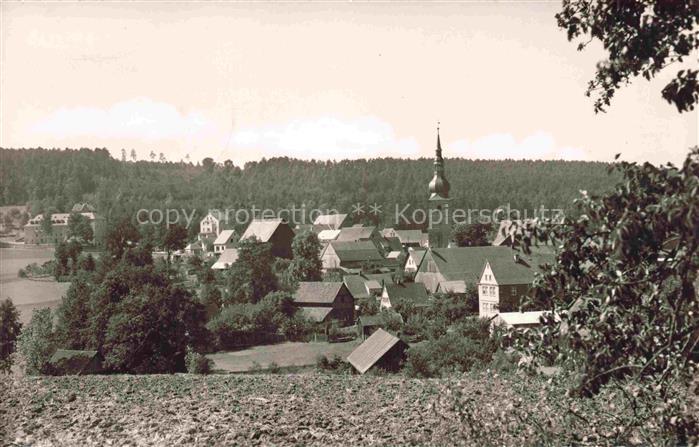 Hutschdorf Thurnau Kulmbach Bayern Ortsansicht mit Kirche