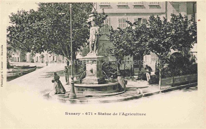 SANARY-SUR-MER TOULON 83 Var Statue de l'Agriculture Fontaine
