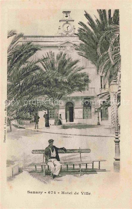 SANARY-SUR-MER TOULON 83 Var Hôtel de Ville