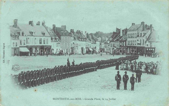 Montreuil-sur-Mer 62 Pas-de-Calais Grande Place 14 Juillet