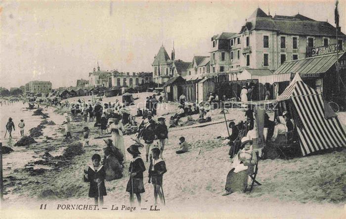 PORNICHET Saint-Nazaire 44 Loire-Atlantique La plage