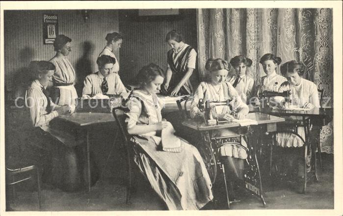 Freiburg Breisgau Erbgrossherzogin Hilda-Haushaltungsschule Naehunterricht