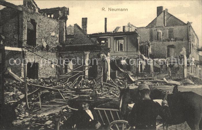 Ortelsburg Ostpreussen R Neumann Ruine nach Schlacht Pferd