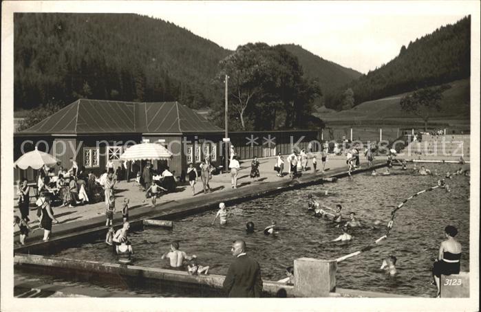Leutenberg Thueringen Sonntagsleben im Bad