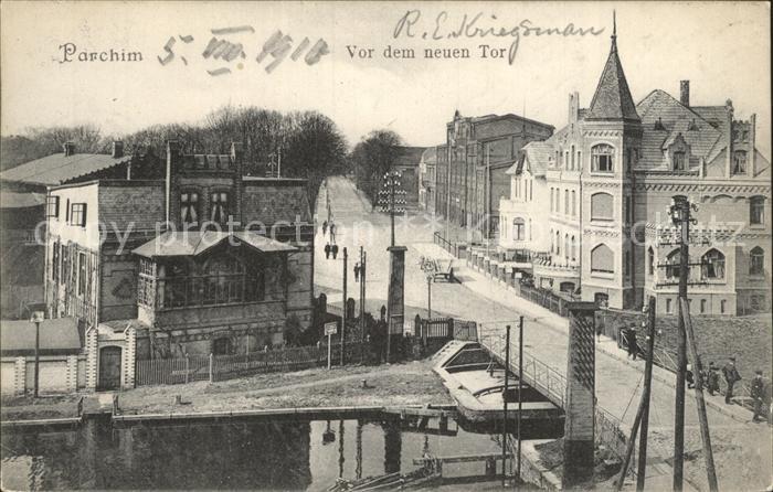 Parchim Mecklenburg-Vorpommern Vor dem neuen Tor