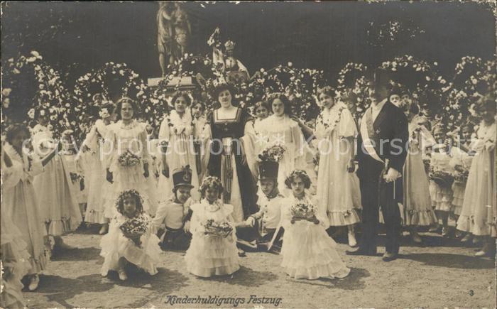 WIEN AT Kinderhuldigungs Festzug