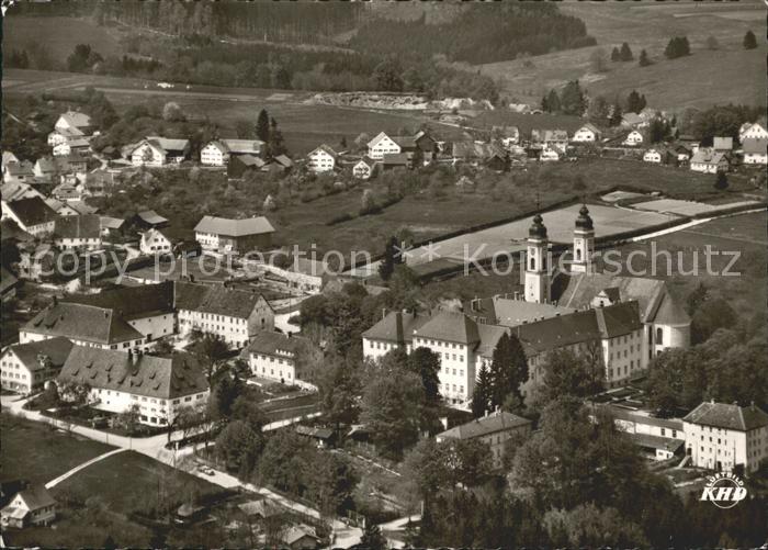 Irsee Klosterkirche der ehem Benediktinerabtei Fliegeraufnahme
