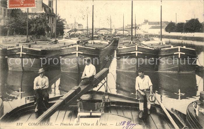 Compiegne Oise Peniches sur l'Oise et le Pont