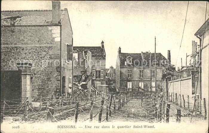 Soissons Aisne Une rue dans le quartier Saint Waast