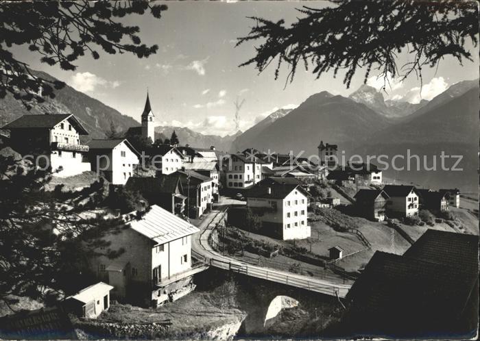 Schmitten GR mit Piz d Aela