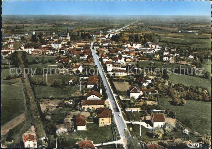 Montrevel-en-Bresse Vue generale aerienne