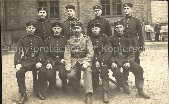 Regiment FAR 014 Feldartillerie Militaria Gruppenfoto