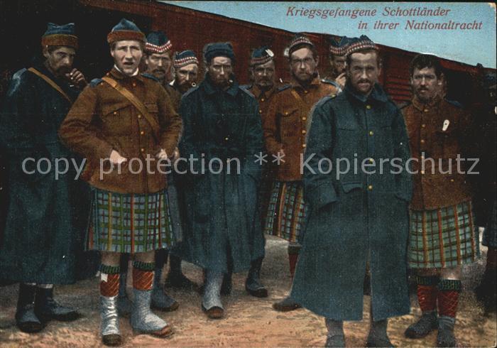 Militaria Kriegsgefangene Schottlaender in ihrer Nationaltracht WK1
