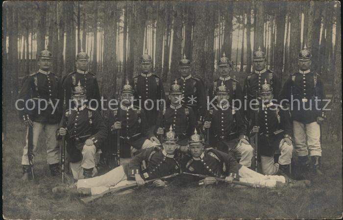 Regiment GR 100 Grenadier Gruppenfoto Soldaten