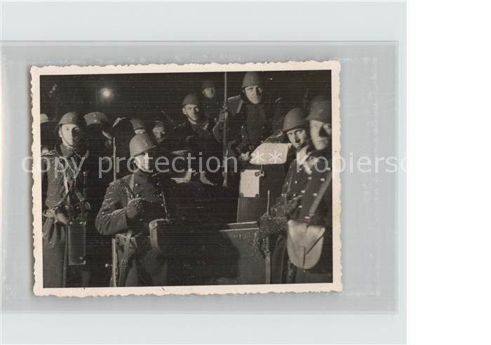 Hasselt Overijssel Hollaendische Soldaten beim Abtransport der Wahlurne