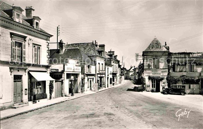 Chouze-sur-Loire Place et routede Tours