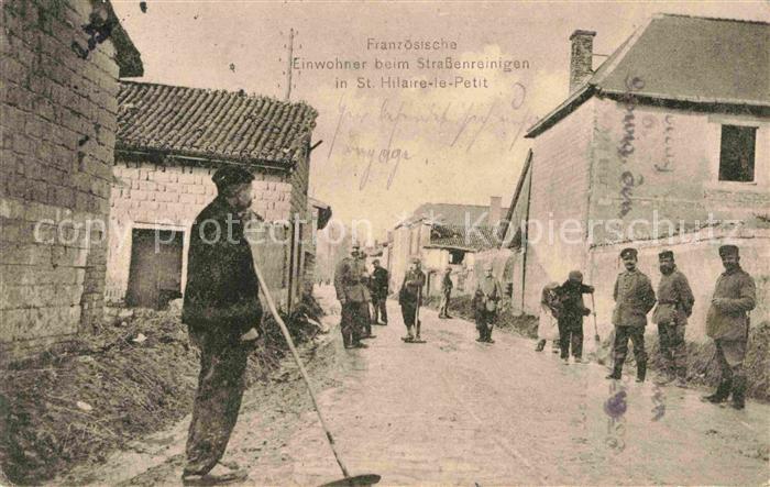 Saint-Hilaire-Petitville Strassenpartie mit Soldaten