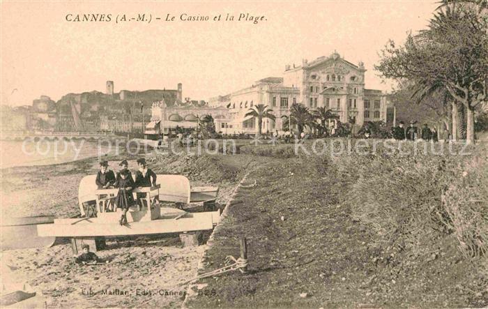 Cannes Alpes-Maritimes Le Casino et la Plage