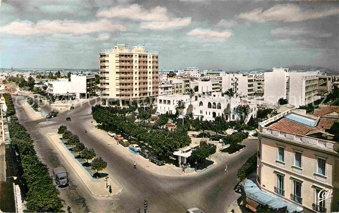 Meknes Carrefour Mohammed V et Leclerc dans l'Avenue Lyautey