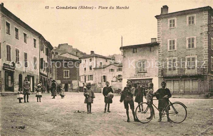 Condrieu Place du Marche