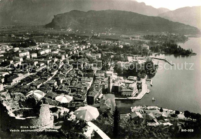 Riva del Garda Veduta aereo dal Bastione