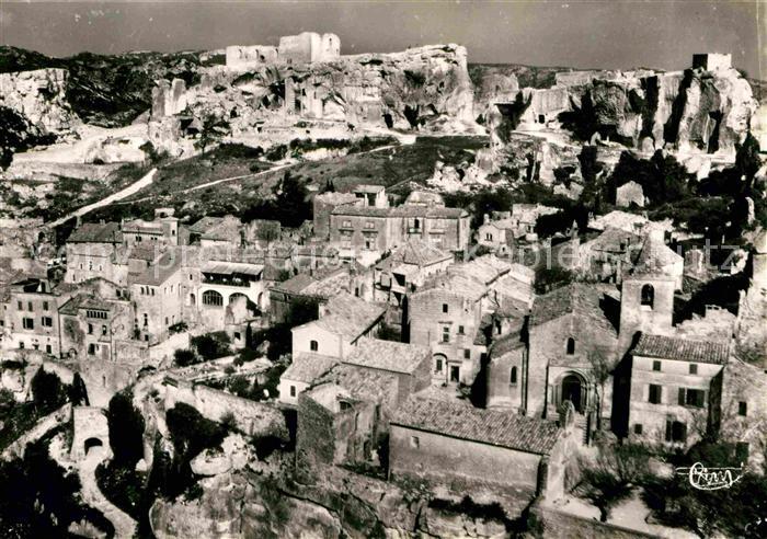 Les Baux-de-Provence Vue generale aerienne