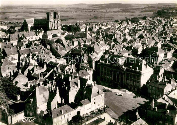 Langres Place de Hotel de Ville Vue aerienne