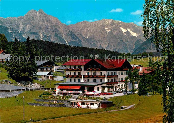 Seefeld Tirol Hotel Wetterstein mit Wettersteingebirge