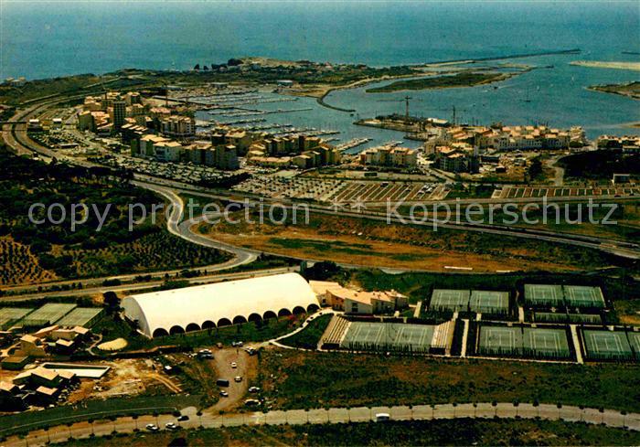 Cap-d Agde Vue aerienne Le Club de tennis Barthes