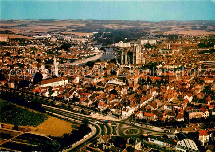Auxerre Fliegeraufnahme Notre Dame