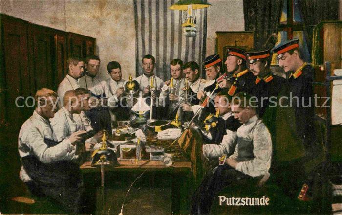 Militaria Soldatenleben Putzstunde WK1