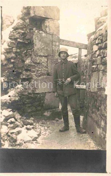 Militaria WK1 Soldat Ruinen