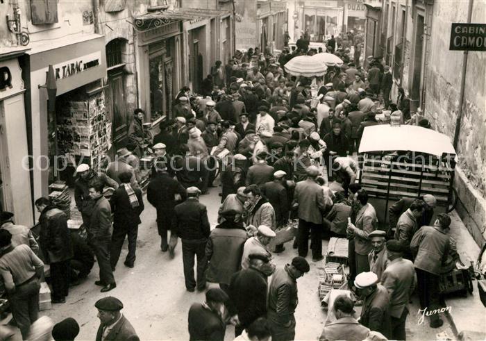 Carpentras La Marche aux Olseaux unique en France