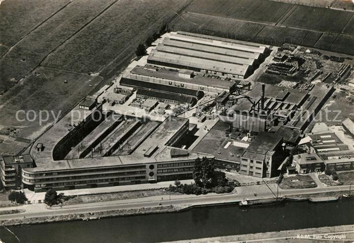 Utrecht Fliegeraufnahme Nederlandse Verbruikscooeperatjes