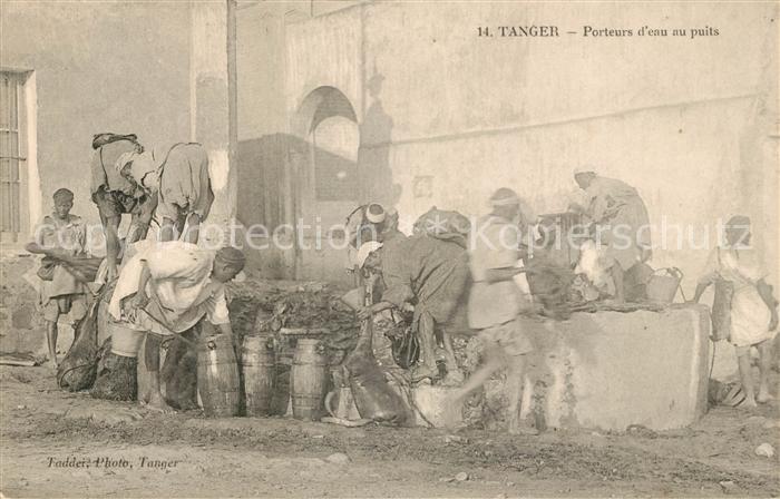 Tanger Tangier Tangiers Porteurs d`eau au puits