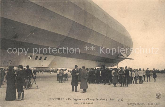 Luneville Zeppelin au Champ de Mars