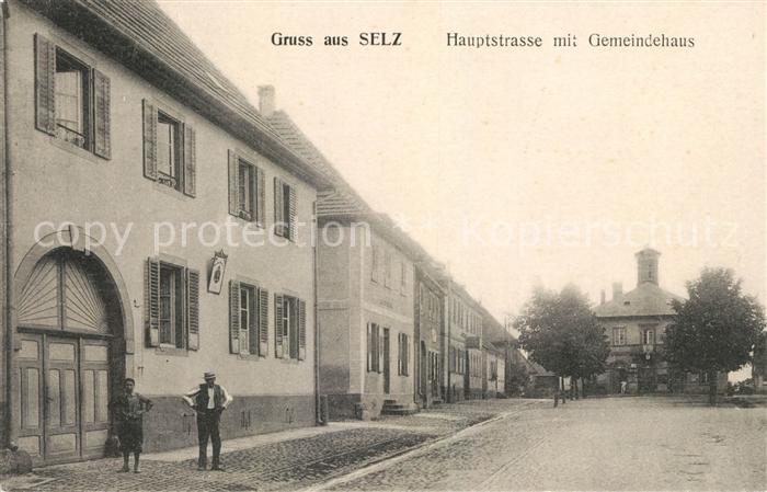 Selz Hauptstrasse mit Gemeindehaus