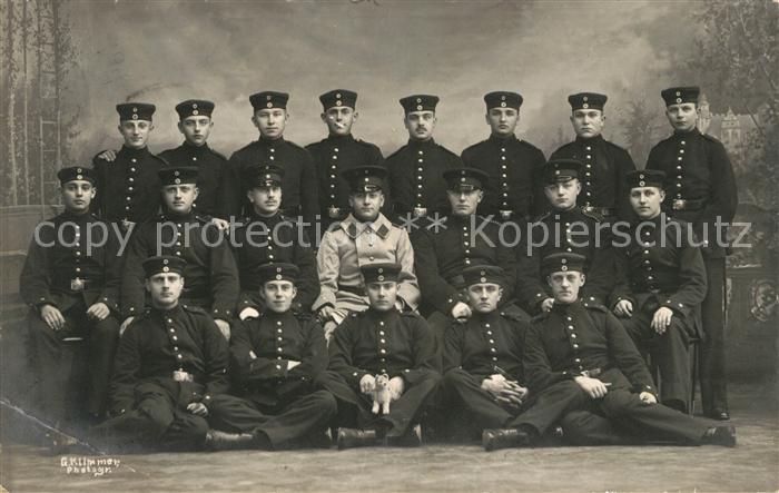 Militaria Deutschland WK1 Bueckeburg Foto Landwehr Landsturm Uniform