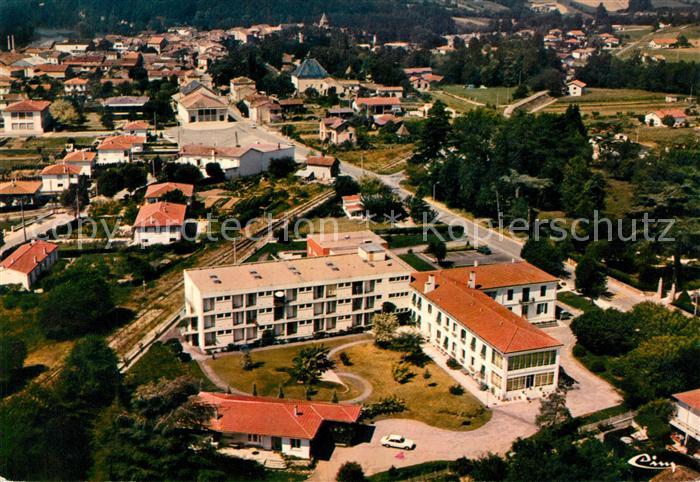 Casseneuil Fliegeraufnahme Maison de retraite G. C