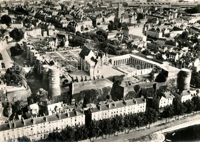 Angers Chateau du Roi René XIII siecle Logis Royal Chapelle Chatelet et Galerie