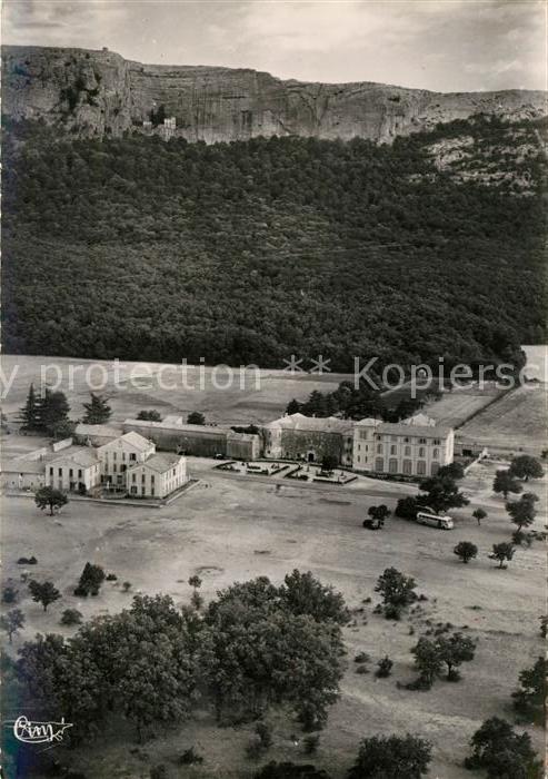 La Sainte Baume Vue aerienne de l Hotellerie et St Nazareth du Sacre Coeur