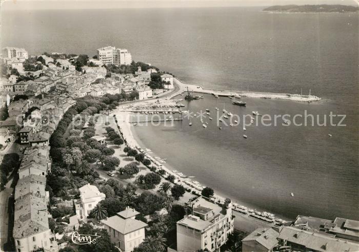 Sainte Maxime sur Mer Var Vue aérienne de la Plage et le Port Cot