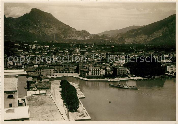 Riva del Garda Panorama Hafen