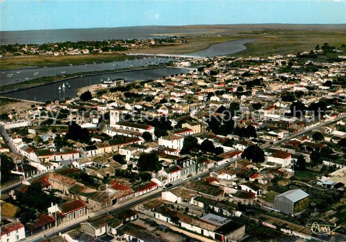 Aiguillon Fliegeraufnahme  Kirche Hafen