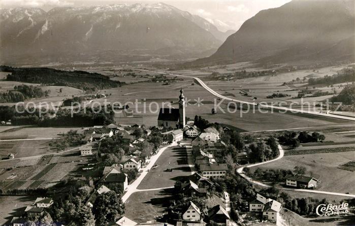 Anger Chiemgau Autobahn Untersberg Fliegeraufnahme